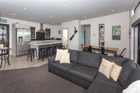 Photo of property in 30 Tairua Palms Place, Tairua, 3508