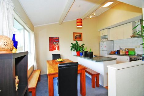 Photo of property in 1/23 Woodcote Drive, Glenfield, Auckland, 0629