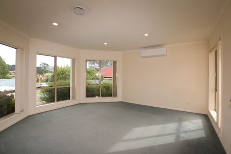 Photo of property in 15 Chelmsley Avenue, Henderson, Auckland, 0612