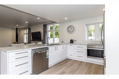 Photo of property in 17 Parsonage Road, Waimate, 7924