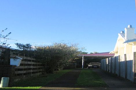 Photo of property in 3a Guthrie Street, Waterloo, Lower Hutt, 5011