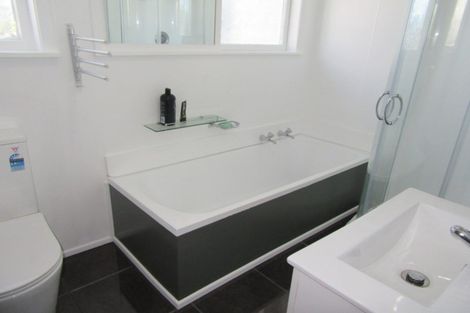 Photo of property in 28 Karaka Street, Elgin, Gisborne, 4010