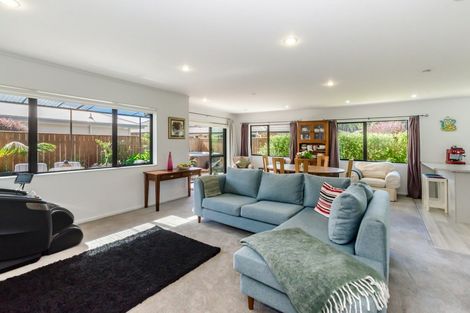 Photo of property in 23 Jade Lane, Paraparaumu, 5032
