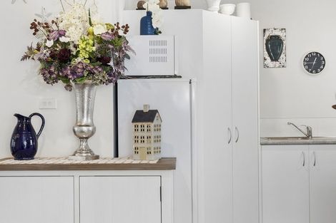 Photo of property in 11 Kamahi Crescent, Papamoa Beach, Papamoa, 3118