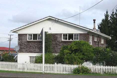 Photo of property in 203 Royal Road, Massey, Auckland, 0614