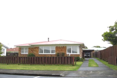Photo of property in 6 Sunnypark Avenue, Rosehill, Papakura, 2113