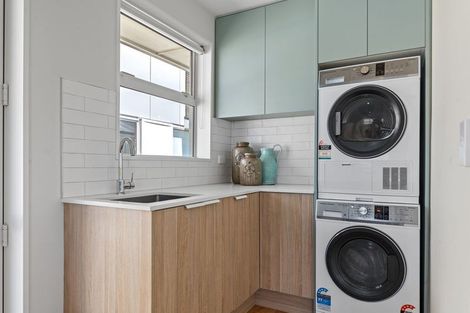 Photo of property in 1/47 Beachville Road, Redcliffs, Christchurch, 8081