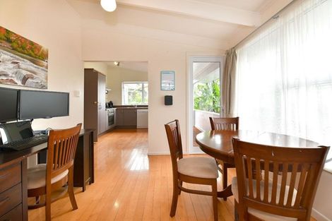 Photo of property in 5 Mary Keane Lane, Parakai, 0830