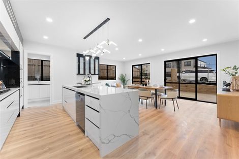 Photo of property in 3 Headsail Drive, Long Bay, Auckland, 0630