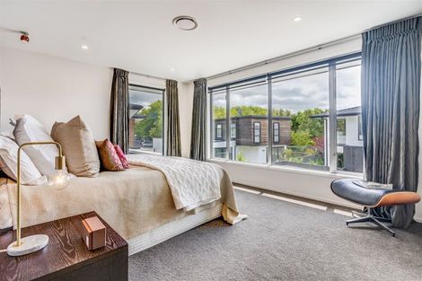 Photo of property in 62a Straven Road, Fendalton, Christchurch, 8014