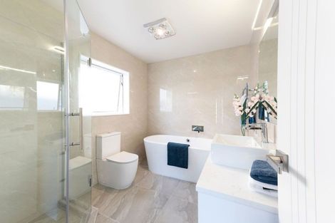 Photo of property in 61 Tir Conaill Avenue, Flat Bush, Auckland, 2019