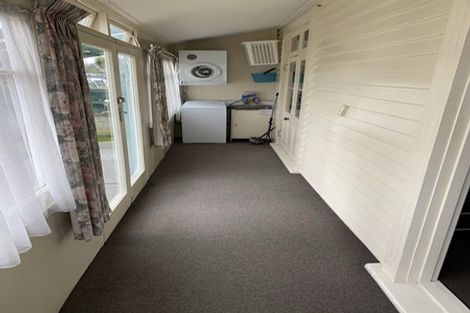 Photo of property in 55 Hills Road, Edgeware, Christchurch, 8013