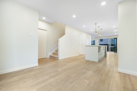 Photo of property in 6 Lords Way, Silverdale, 0932