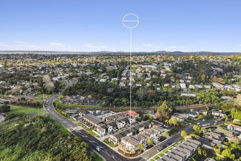 Photo of property in 38c Seymour Road, Sunnyvale, Auckland, 0612