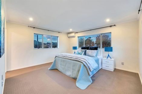 Photo of property in 28b Kirrie Avenue, Te Atatu South, Auckland, 0610