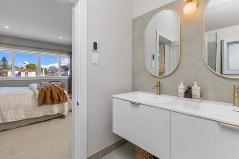 Photo of property in 18 Allister Avenue, Merivale, Christchurch, 8014