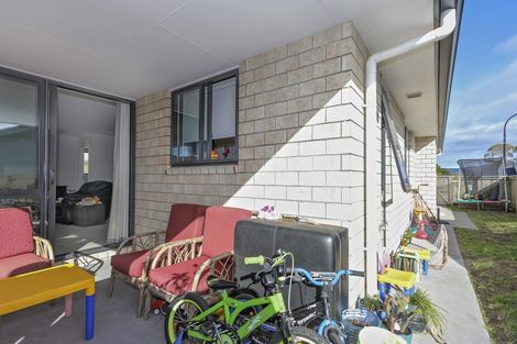 Photo of property in 15 Richardson Road, Omokoroa, 3114