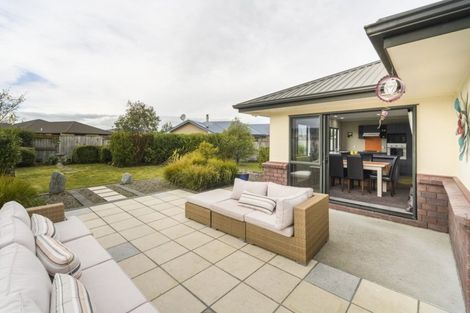 Photo of property in 115 Schnell Drive, Kelvin Grove, Palmerston North, 4414