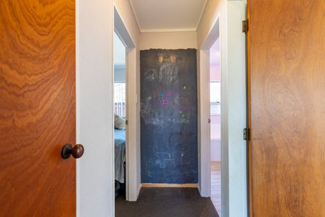 Photo of property in 57 Mclean Street, Woodville, 4920