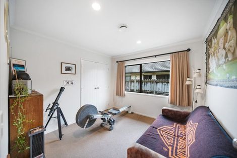 Photo of property in 27 Willowgrange Place, Pukekohe, 2120