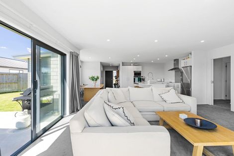 Photo of property in 16 Tawhai Crescent, Wharewaka, Taupo, 3330