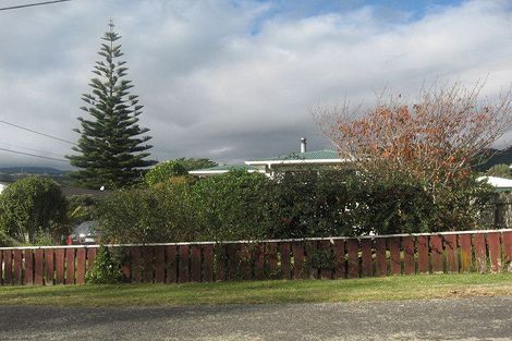 Photo of property in 6 Horomona Road, Paekakariki, 5034