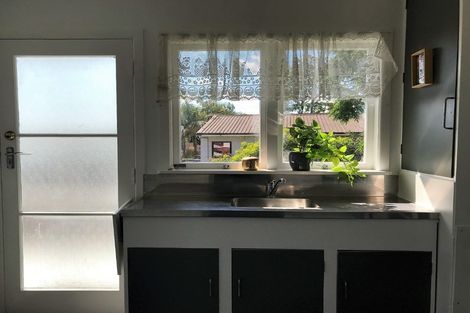 Photo of property in 1/32 Simkin Avenue, St Johns, Auckland, 1072