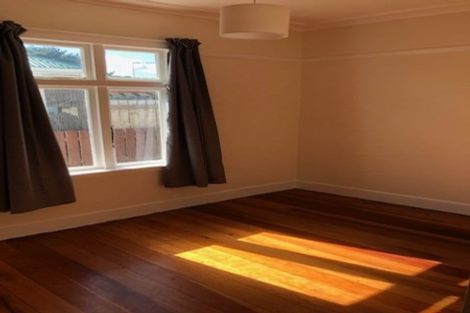 Photo of property in 400 Broadway, Miramar, Wellington, 6022