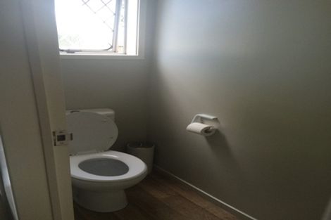 Photo of property in 72 Ridge Road, Howick, Auckland, 2014