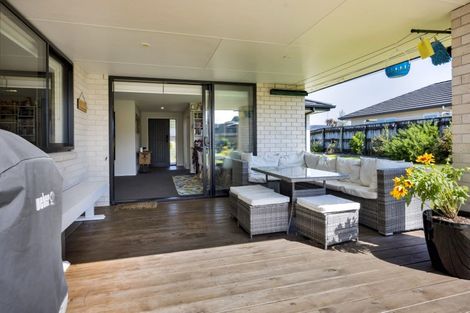 Photo of property in 10 Mercade Close, Stratford, 4332