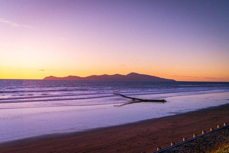 Photo of property in 134 Wellington Road, Paekakariki, 5034