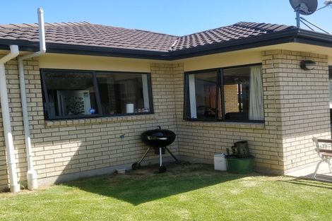 Photo of property in 102a Pah Road, Papatoetoe, Auckland, 2025