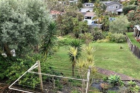 Photo of property in 28 Matipo Road, Mairangi Bay, Auckland, 0630