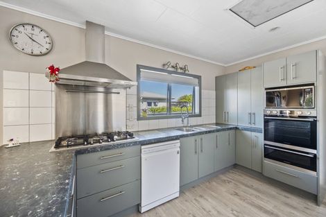 Photo of property in 27 Holyrood Street, Taradale, Napier, 4112