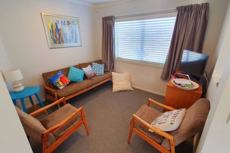 Photo of property in 29 Taonui Street, Waitarere Beach, Levin, 5510