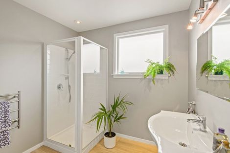 Photo of property in 40 Celia Street, Redcliffs, Christchurch, 8081