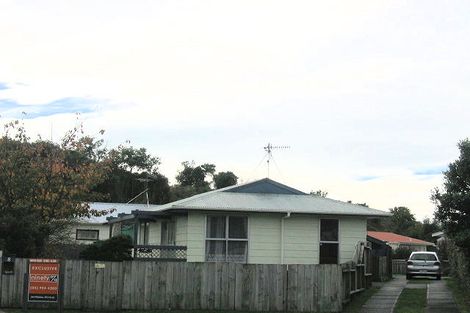 Photo of property in 8a Elder Grove, Paraparaumu, 5032