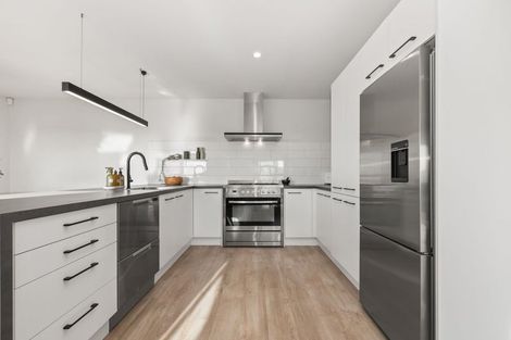 Photo of property in 35 Matenga Street, Waikanae, 5036