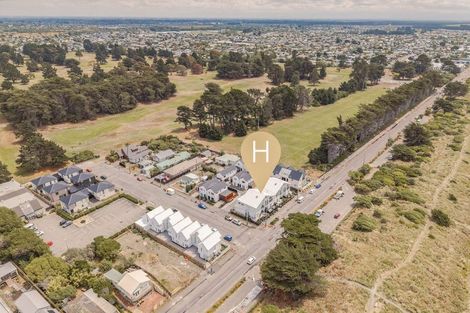 Photo of property in 144a Marine Parade, New Brighton, Christchurch, 8083