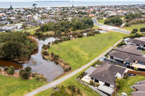 Photo of property in 12 Carrington Drive, Papamoa Beach, Papamoa, 3118