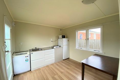 Photo of property in 6 Parkinson Avenue, Wesley, Auckland, 1041