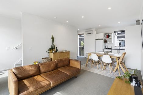 Photo of property in 25 Marine Parade, Hobsonville, Auckland, 0616