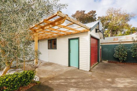 Photo of property in 16 Margaret Street, Roslyn, Palmerston North, 4414