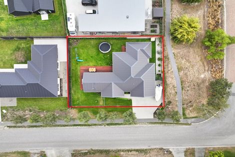 Photo of property in 11 Pisa Moorings Road, Mount Pisa, Cromwell, 9383