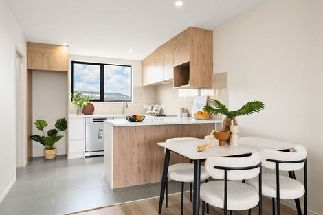 Photo of property in 1/36 Longburn Road, Henderson, Auckland, 0610