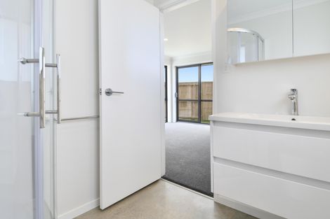 Photo of property in 3 Omapere Lane, Pyes Pa, Tauranga, 3112