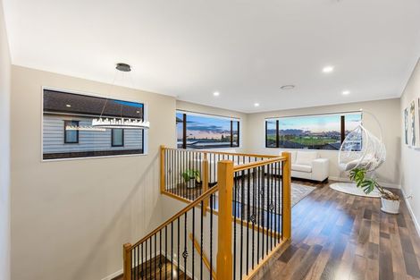Photo of property in 17 Tawatawa Street, Long Bay, Auckland, 0630