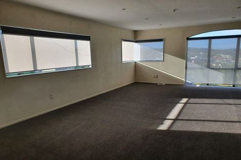 Photo of property in 3 Boeing Place, Goodwood Heights, Auckland, 2105
