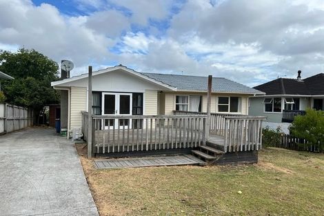 Photo of property in 37 Hilling Street, Titirangi, Auckland, 0604