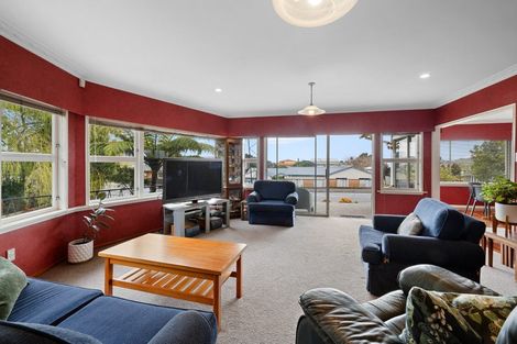 Photo of property in 329 Devon Street West, New Plymouth, 4310